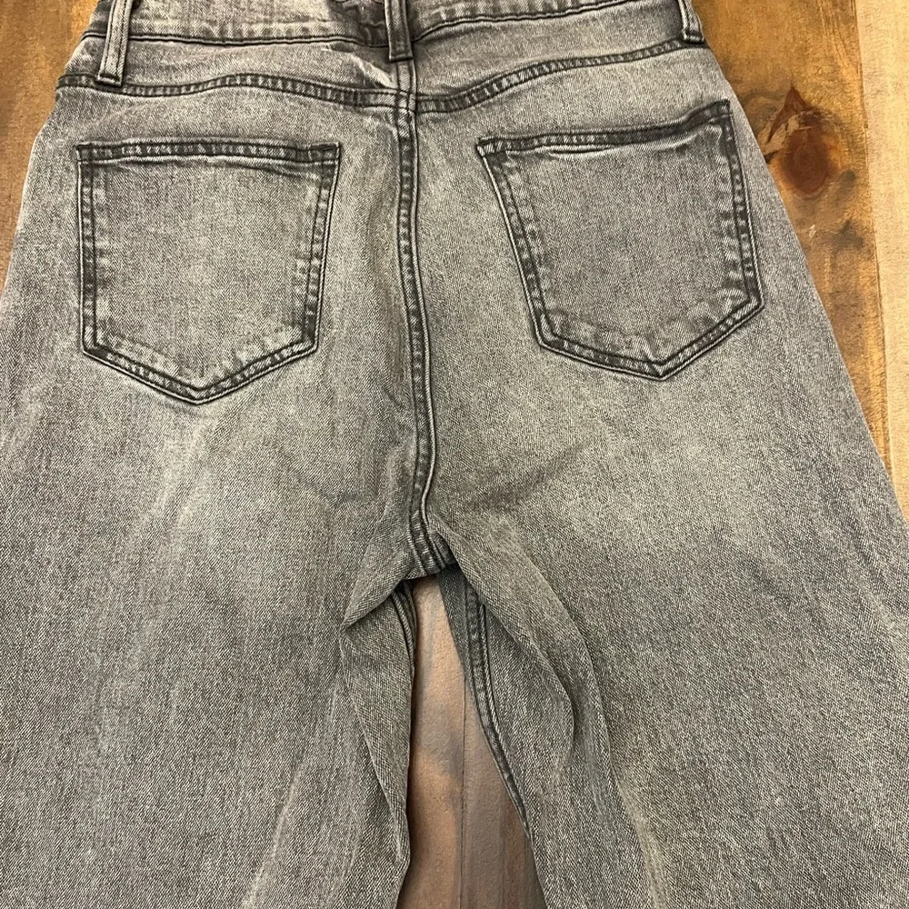 Gray High Rise Jeans - Picture 3 of 4
